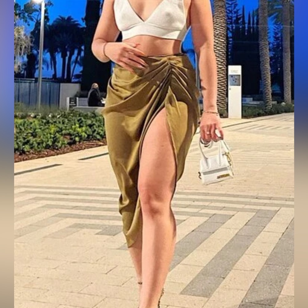 Green Spilt drape skirt